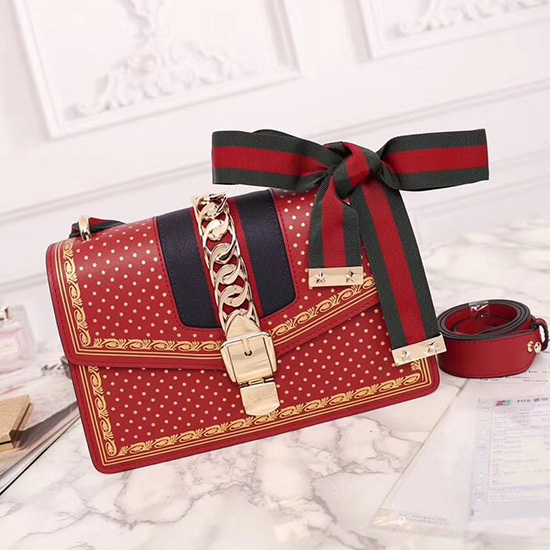 Gucci Sylvie μικρή τσάντα ώμου κόκκινο 421882