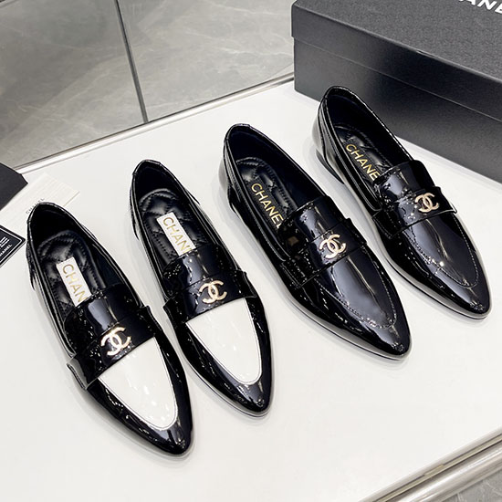 Loafer από λουστρίνι Chanel Sdc102101