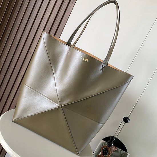 Loewe μεγάλο παζλ πάσο Tote Khaki L9033