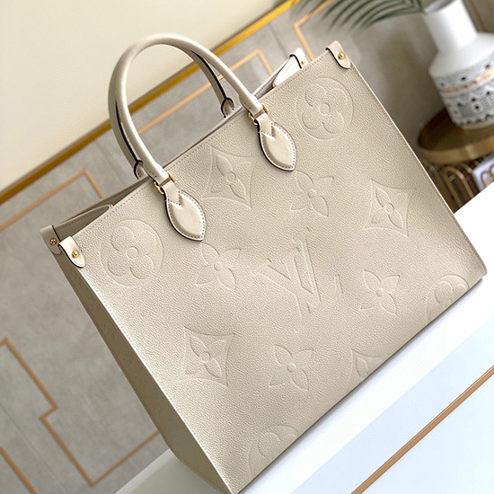 Louis Vuitton Onthego Gm Cream M44925