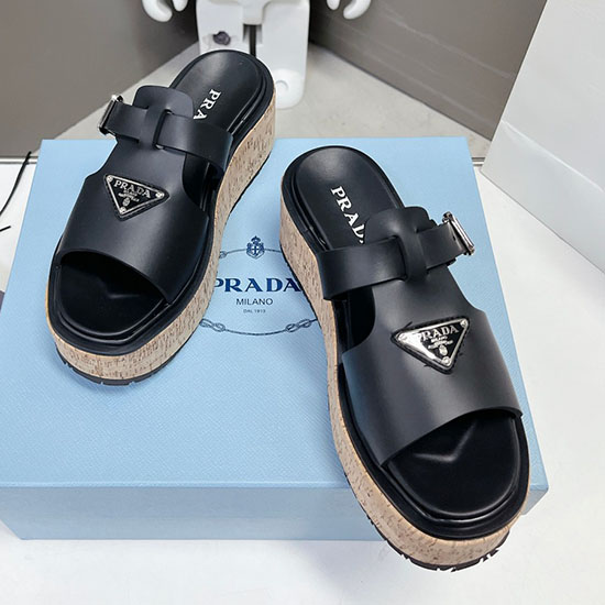 Prada πέδιλα πλατφόρμας με σφήνα μαύρα Sdp051404