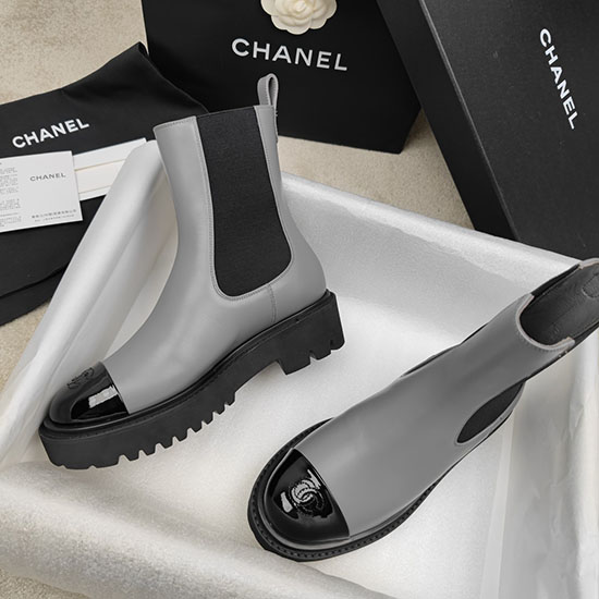 δερμάτινες μπότες Chanel Snc090821