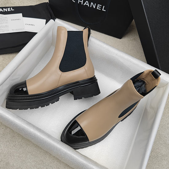 δερμάτινες μπότες Chanel Snc090827