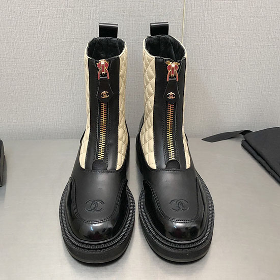 δερμάτινες μπότες Chanel Snc090833