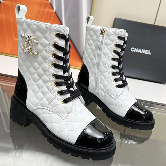 δερμάτινες μπότες Chanel Snc090838