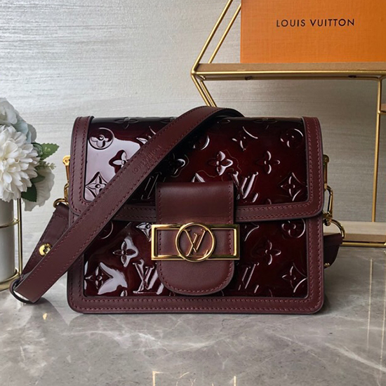 μονόγραμμα Louis Vuitton Vernis Mini Dauphine μπορντό M44580