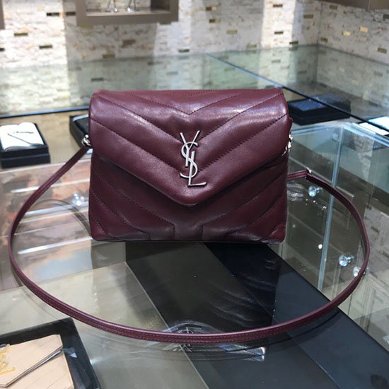 τσάντα παιχνιδιών Saint Laurent Loulou σε κόκκινο δέρμα Matelasse 467072