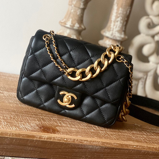 τσαντάκι από δέρμα αρνιού Chanel μικρό με πτερύγιο μαύρο As3109