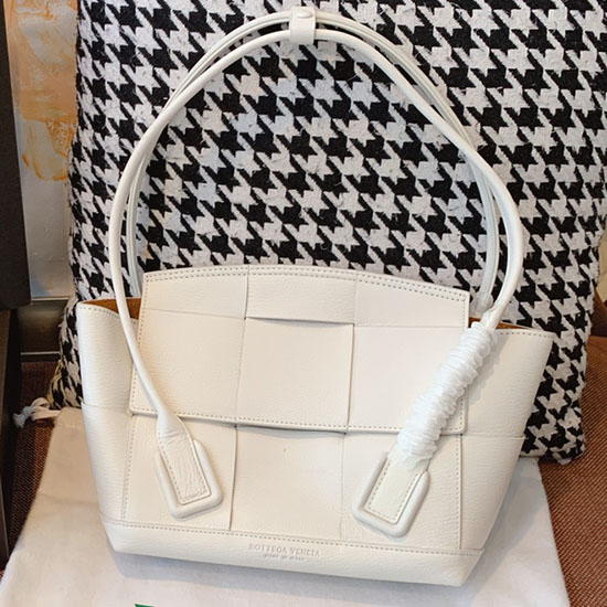 Bottega Veneta Small Arco 33 bag White B1007