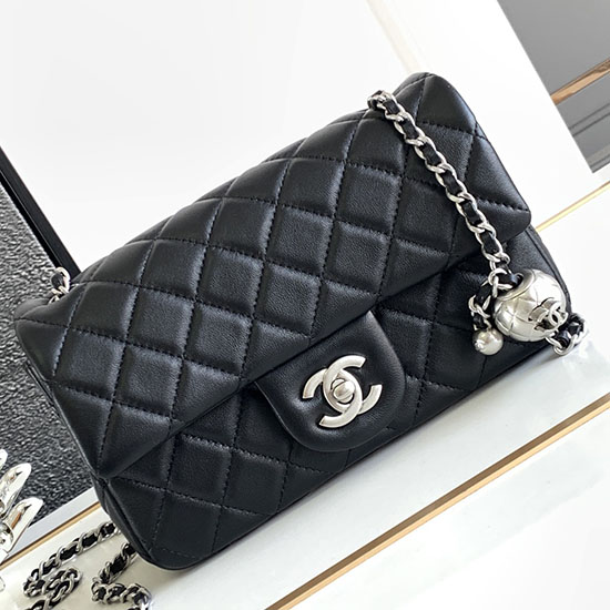 Chanel Lambskin Flap Bag Black AS1787