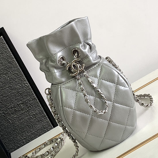 Chanel Lambskin Shoulder Bag Silver AS2323