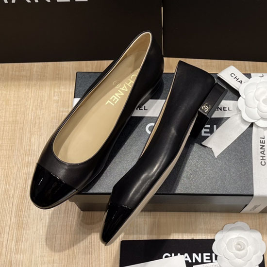 Chanel Pumps SDH121930