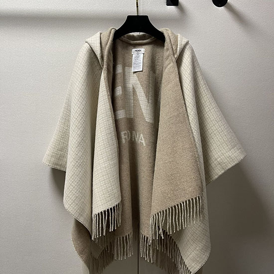 Fendi Poncho FS091401