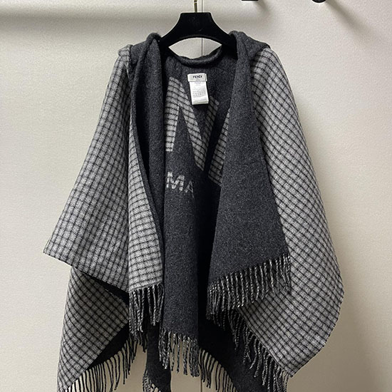 Fendi Poncho FS091402