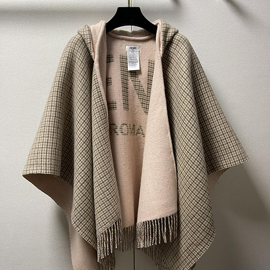 Fendi Poncho FS091403