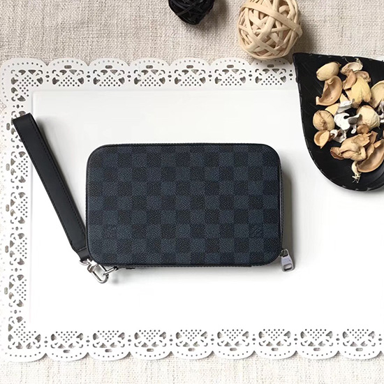 Louis Vuitton Damier Graphite Canvas Clutch Bag N64020