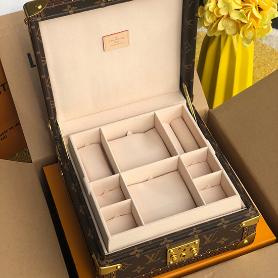 Louis Vuitton Jewelry Box Beige M20040