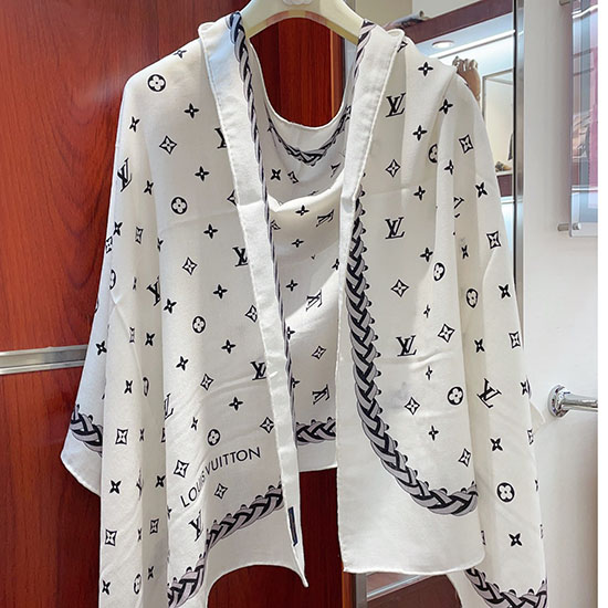 Louis Vuitton Scarf LS0808017