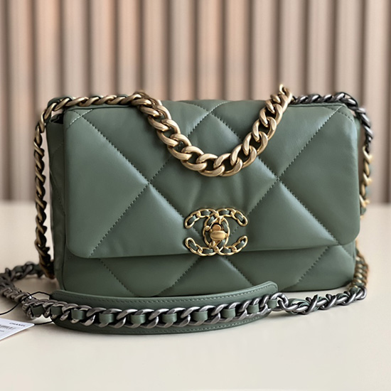 Bolso Chanel 19 Con Solapa De Piel De Cordero Verde Oscuro As1160