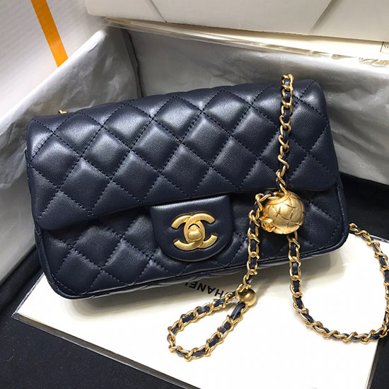 Bolso Chanel Con Solapa De Piel De Cordero Azul As1787