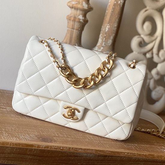 Bolso Chanel Con Solapa De Piel De Cordero Blanco As3110