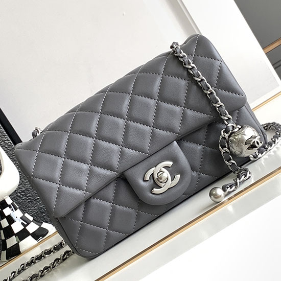 Bolso Chanel Con Solapa De Piel De Cordero Gris As1787