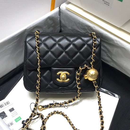 Bolso Chanel Con Solapa De Piel De Cordero Negro As1786