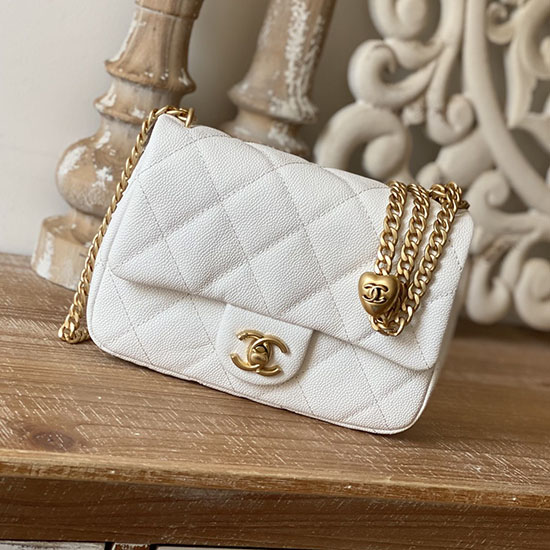 Bolso Chanel De Cuero Pequeño Con Solapa Blanco As3829