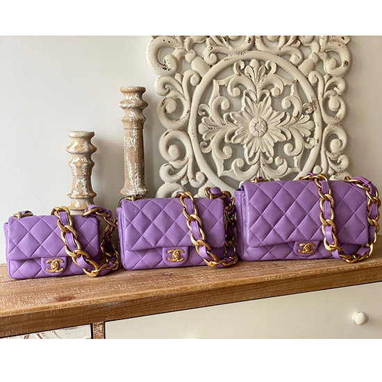 Bolso Chanel De Piel De Cordero Con Solapa Grande Morado As3215