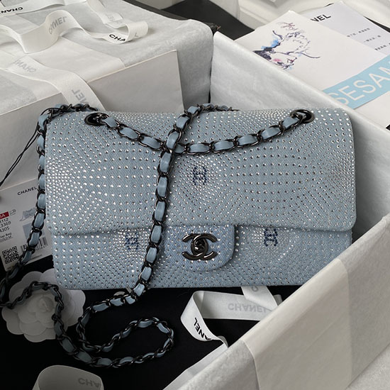 Bolso Clásico Chanel Con Tachuelas De Cristal Azul A0112