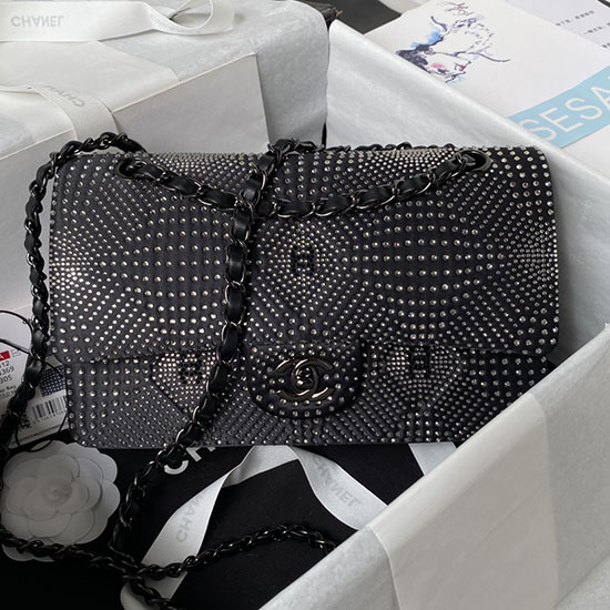 Bolso Clásico Chanel Con Tachuelas De Cristal Negro A0112