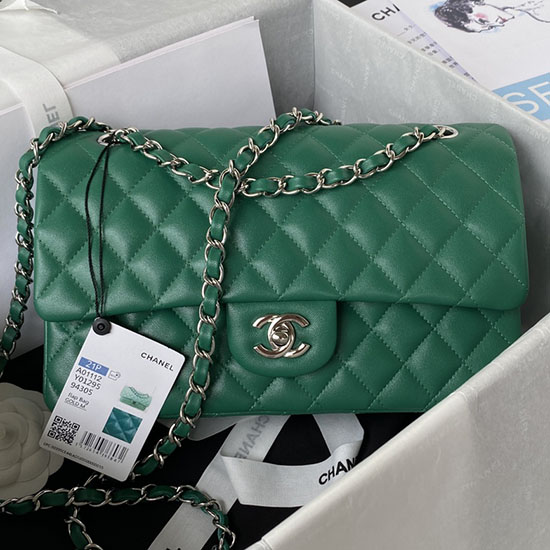 Bolso De Mano Mediano Clásico Con Solapa Verde Con Plata A01112