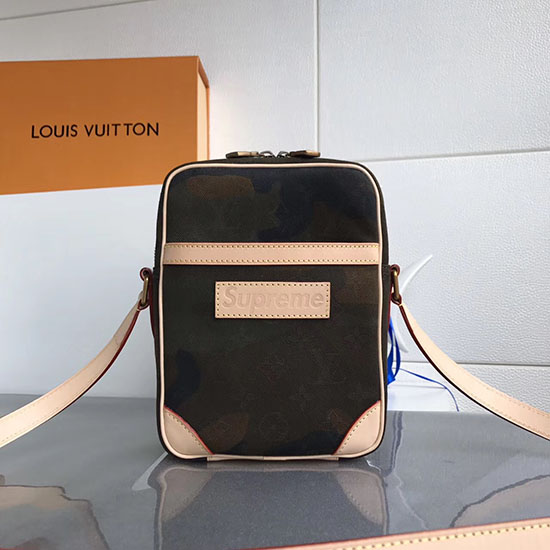 Bolso Mensajero Louis Vuitton X Supremo Camuflaje M44207