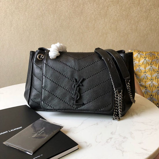 Bolso Pequeño Con Cadena Saint Laurent Nolita En Cuero Vintage Negro 554284