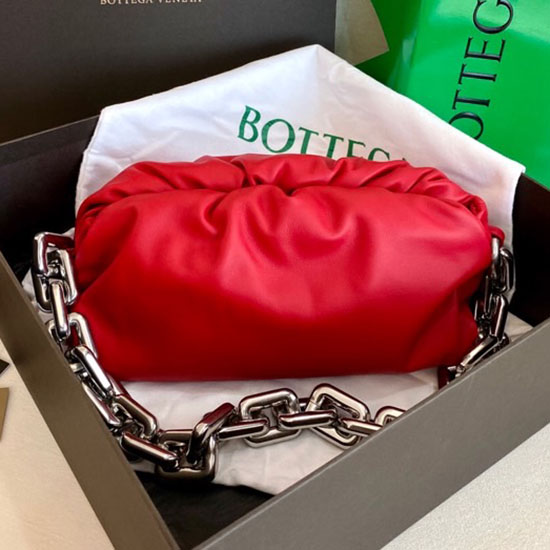 Bottega Veneta Bolso De Piel De Becerro Con Cadena Rojo B620230