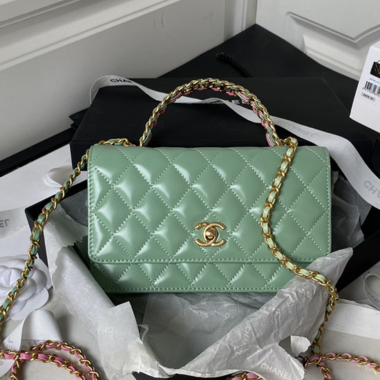 Cartera Chanel De Piel De Becerro Brillante Con Cadena Verde Ap3240