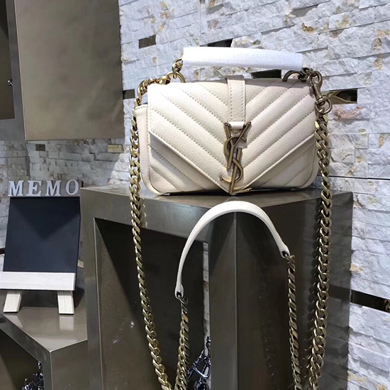 Cartera Con Cadena Matelasse De Saint Laurent En Color Blanco Roto Con Herrajes Dorados 438492