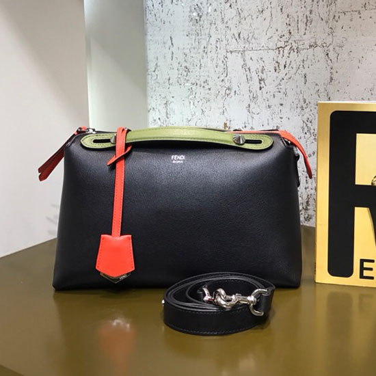 Fendi By The Way Bolso Boston Regular Negro Y Verde F81491