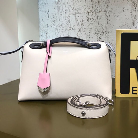 Fendi By The Way Bolso Boston Regular Rosa Claro F81491