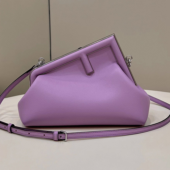 Fendi Primer Bolso Pequeño De Cuero Violeta F80018