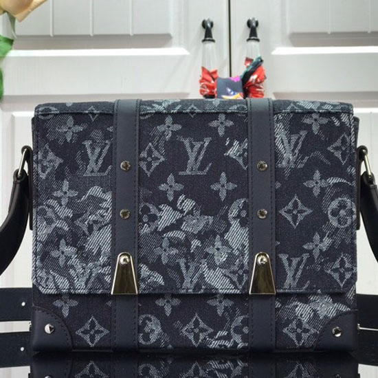 Louis Vuitton Baúl Mensajero M57282