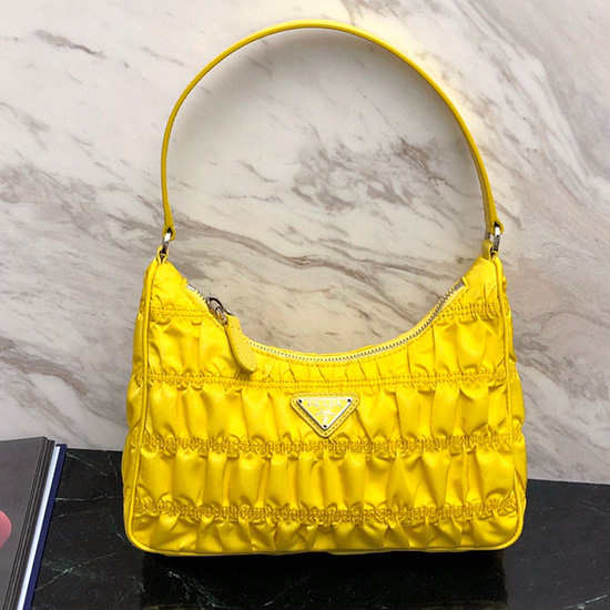 Prada Bolso Hobo De Nailon Amarillo 1ne204