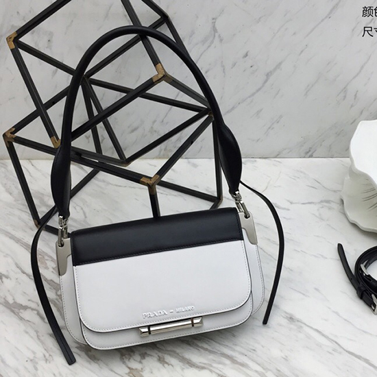 Prada Sybille Bolso De Hombro De Cuero Blanco Y Negro 1bd165