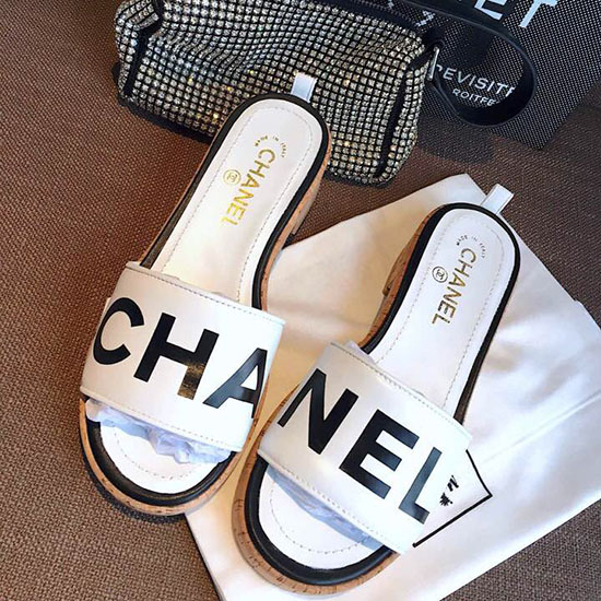 Chanel Lampaannahkamuulit Valkoiset G34876