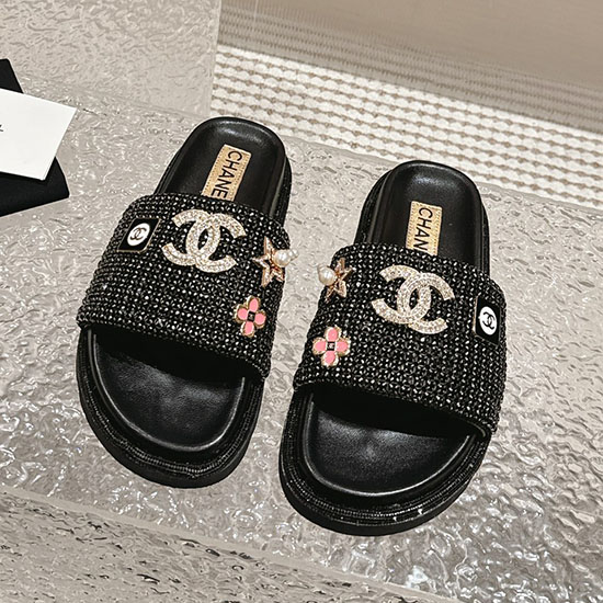 Chanel Slides Aqcs031801