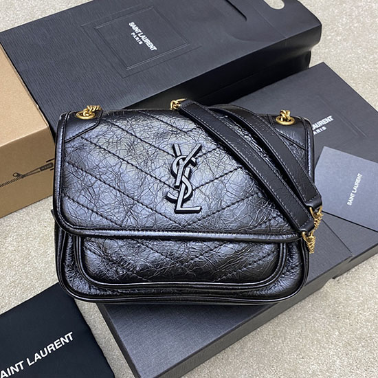 Saint Laurent Pieni Nikilaukku Musta Kullalla 498892