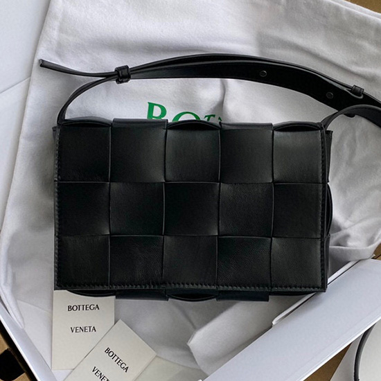 Bottega Veneta Cassette En Cuir Dagneau B578004