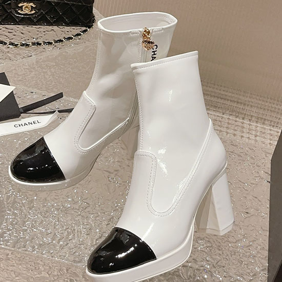 Bottes En Cuir Chanel Snc090836