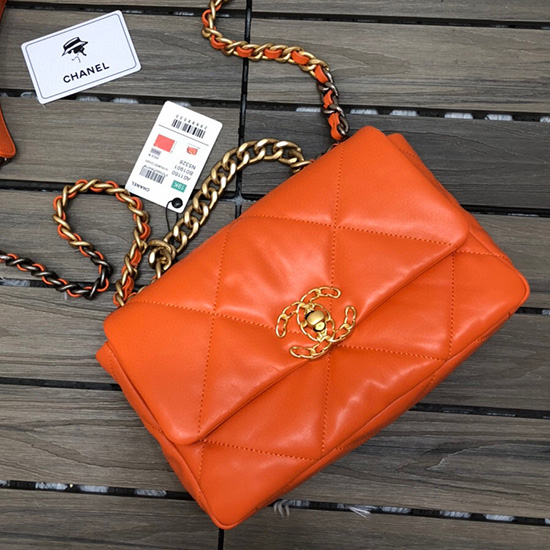 Chanel 19 Sac à Rabat En Cuir Dagneau Orange As1160