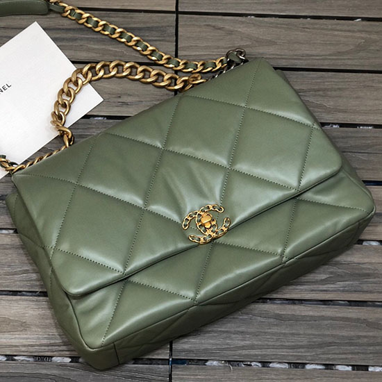 Chanel 19 Sac à Rabat Maxi En Cuir Dagneau Vert As1162